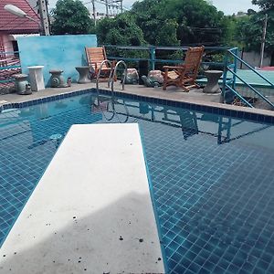 Ben&Lek Guesthouse